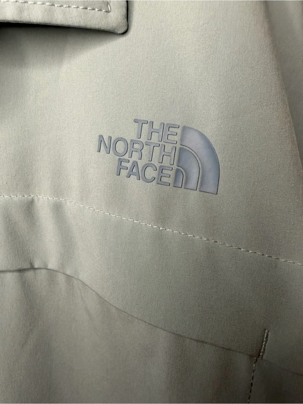 The North Face Men's Short-Sleeve Button Shirt in Light Blue